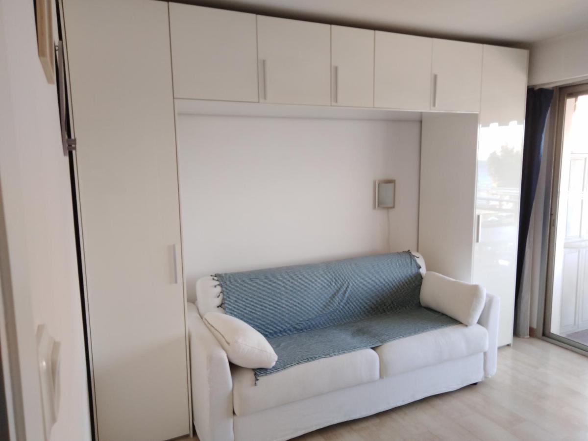 Studio F1 Vue Mer A 30M Des Plages Cagnes-sur-Mer Exterior foto